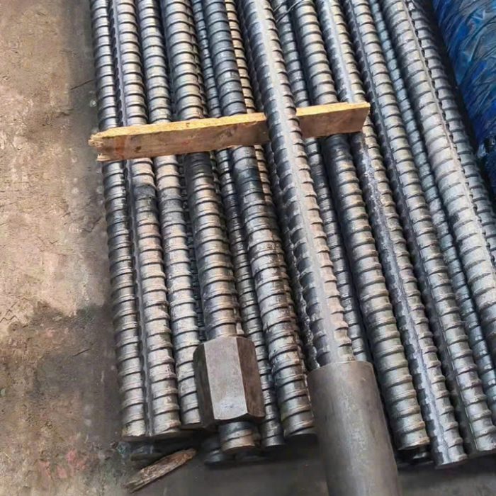 Thanh thép cường độ cao và phụ kiện